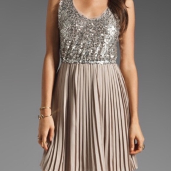 Bb Dakota sequin & pleat dress - Picture 1 of 2
